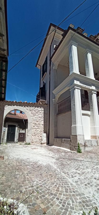 B&B Il Cardinale Rocca di Mezzo Exterior photo